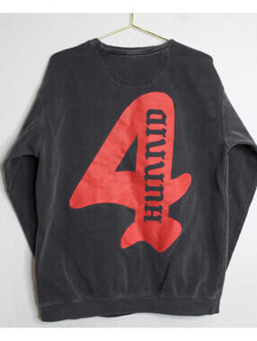 4HUNNID Charcoal Crew Neck Pullover Sweater - Medium